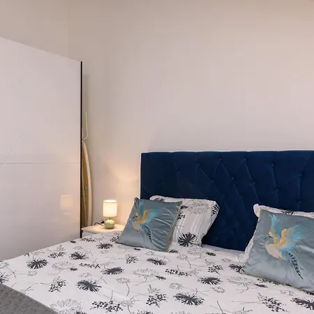 Apartment Traur
